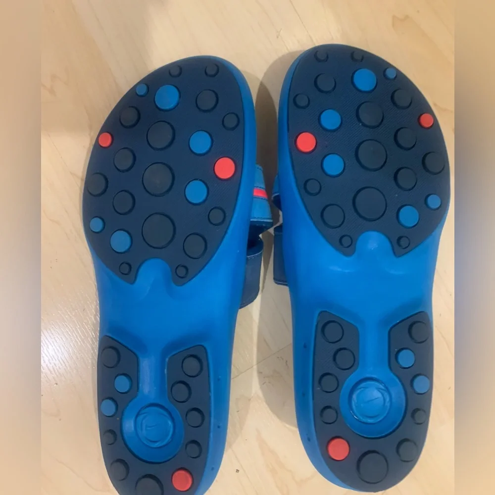 NIKE slides - Picture 2 of 2